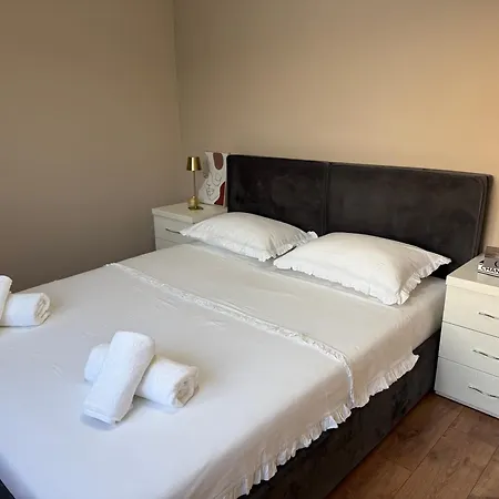 Troyes Апартаменты