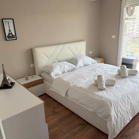 Troyes Апартаменты Тирана