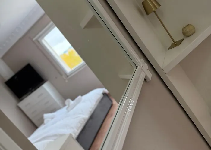 公寓 Troyes 地拉那